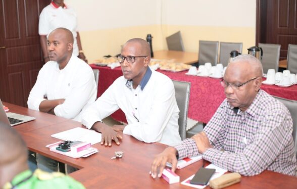 Le lancement du cardiovalam au burundi I Exphar Cameroun